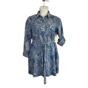 89th & Maddison Cloud Wash Blue & White Tropical Print Shawna Dress SKU0724